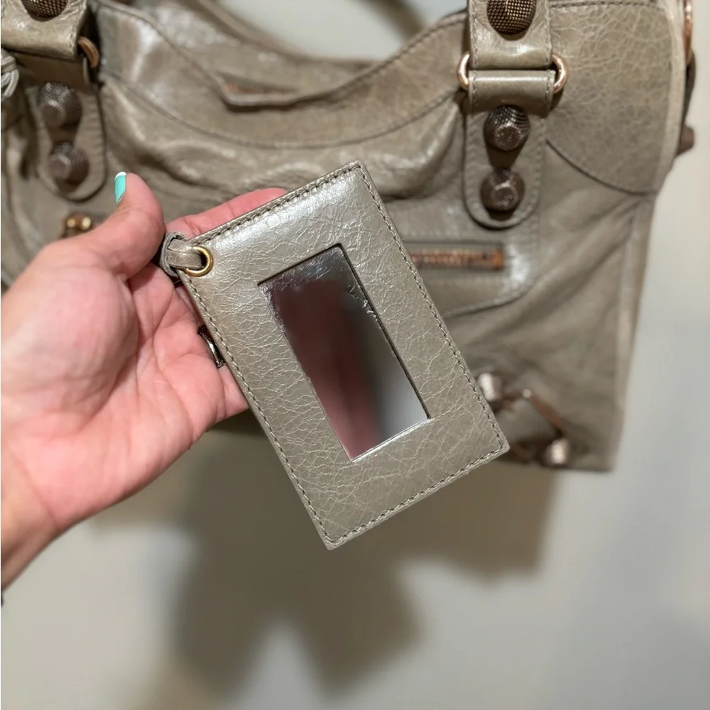 Balenciaga City Handbag - Picture 8 of 16